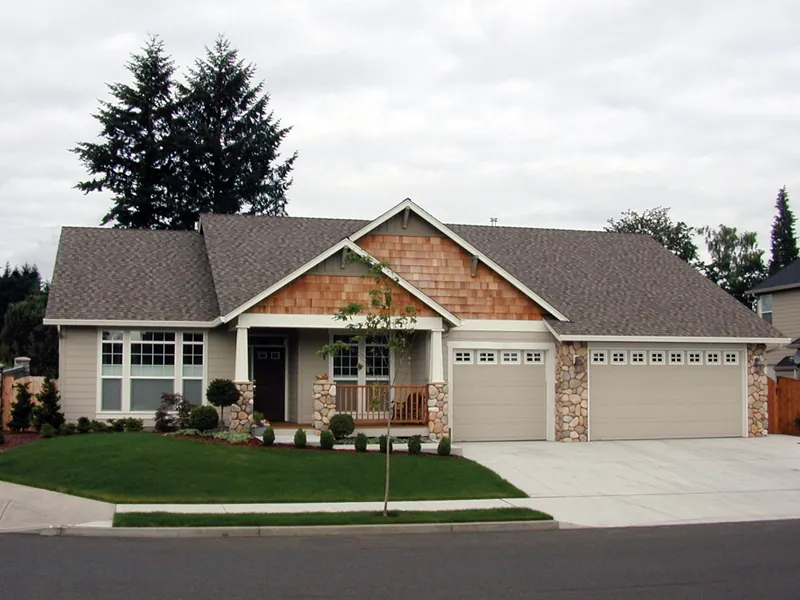 Comforting Craftsman Style Home With Invitng Front Porch
