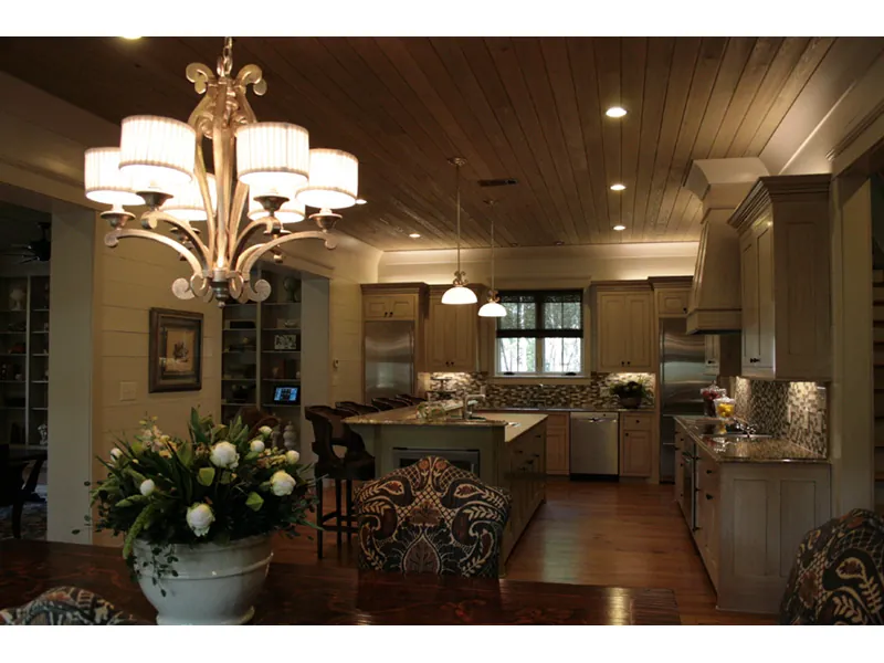 Arts & Crafts House Plan Kitchen Photo 02 - Cottonlane Lowcountry Home 024S-0028 - Search House Plans and More