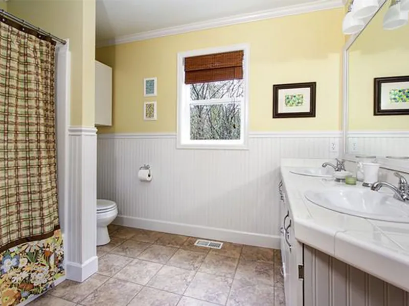 Country House Plan Bathroom Photo 02 - Manlyn Craftsman Home 071D-0232 - Shop House Plans and More