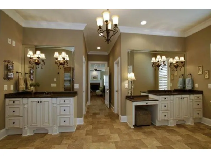 Traditional House Plan Master Bathroom Photo 03 - Richmond Bend Plantation Home 128D-0115 - Shop House Plans and More