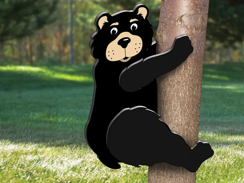 Climbing bear pattern looks great on a large tree