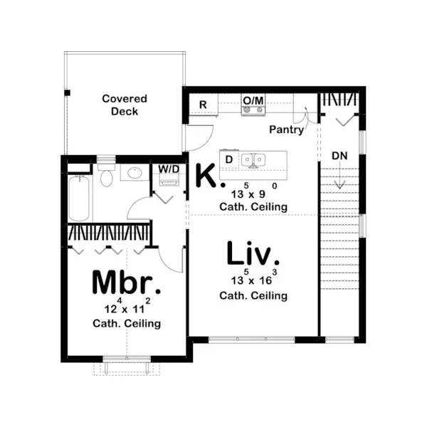 Traditional House Plan First Floor - 125D-7545 | House Plans and More