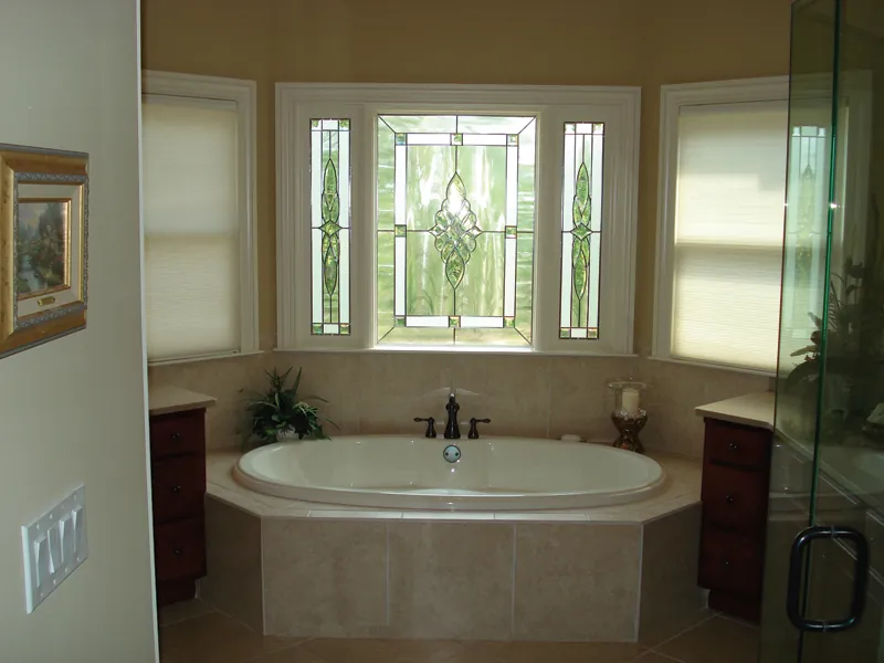 Ranch House Plan Master Bathroom Photo 01 - Selkirk Country French Home 013D-0053 - Shop House Plans and More
