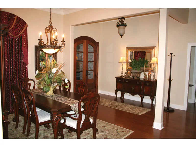 Traditional House Plan dining room Photo 05 - Southern Style Home | One-Story House with Photos