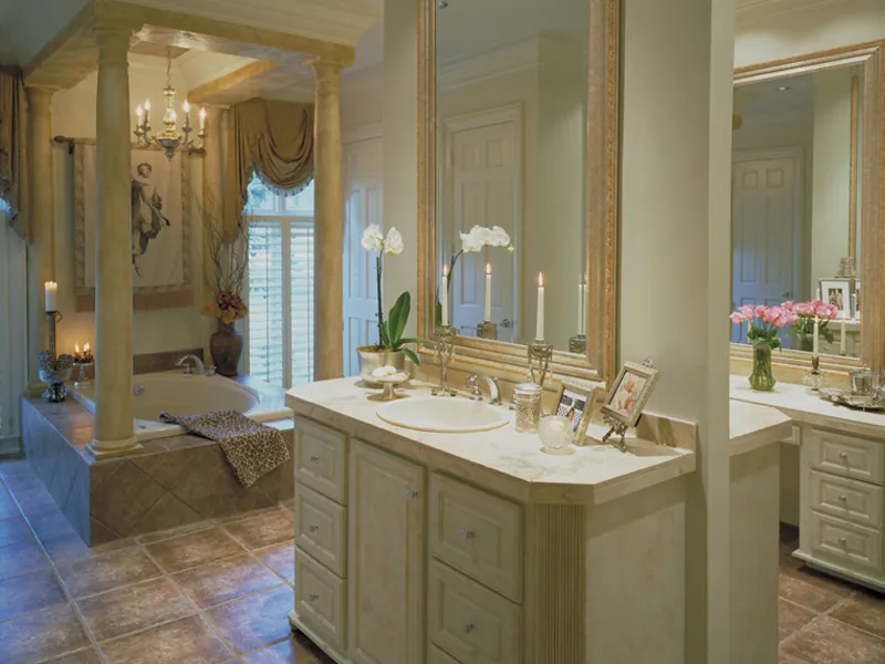 Southern House Plan Master Bathroom Photo 01 - Wembleton Traditional Home 020S-0004 - Shop House Plans and More