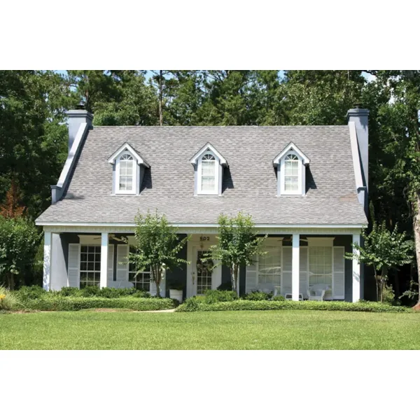 Stucco Finish And Authentic Southern Home Styling