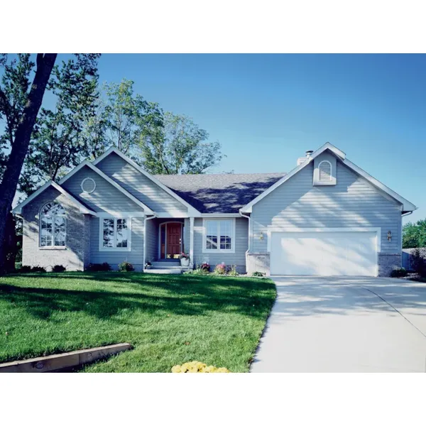 Traditional Ranch Style With Hip Roof