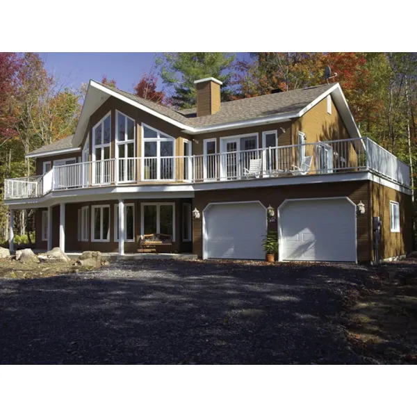 A Grand Deck Surrounds This Luxurious Mountain Home