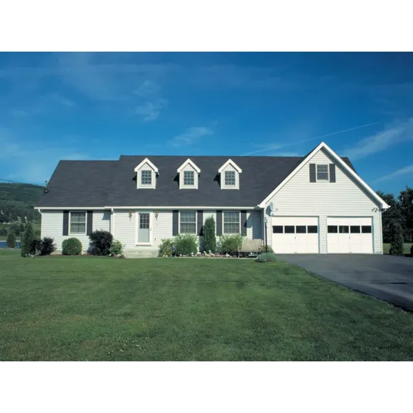 Lovely Cape Cod/ New England Style Home