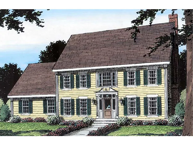 Pampering Family Home With Colonial Appeal