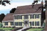 Pampering Family Home With Colonial Appeal