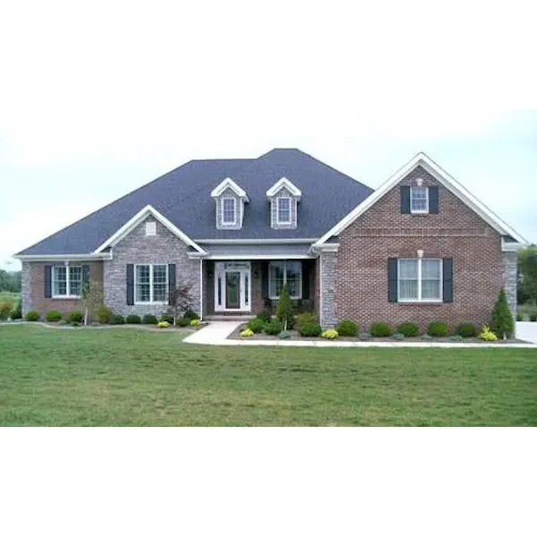 Traditional Ranch With Country French Style