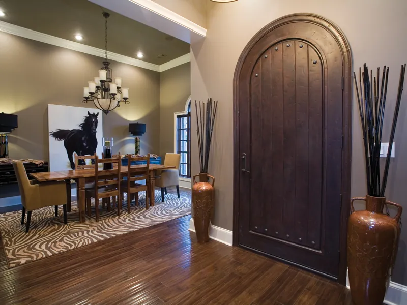 Traditional House Plan Dining Room Photo 01 - Luxury One-Story House | Traditional Ranch House