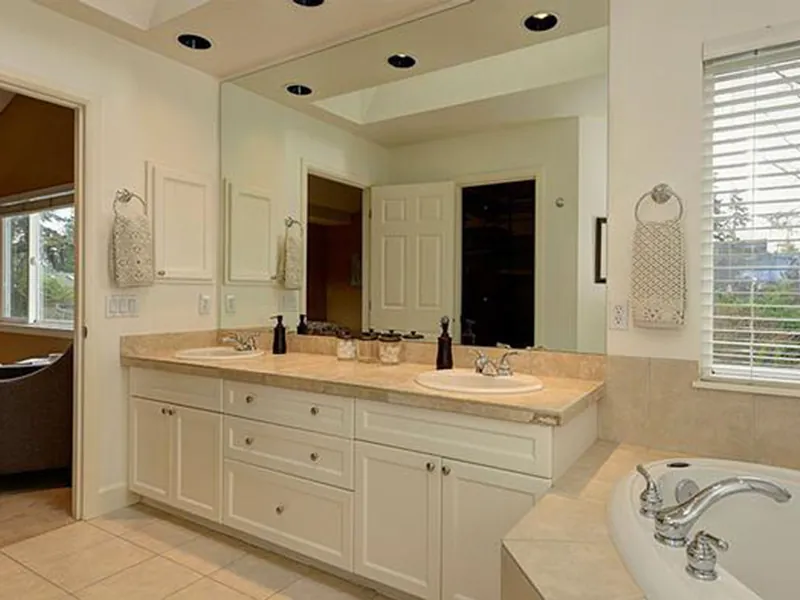 Traditional House Plan Master Bathroom Photo 02 - Lynnbrook Shingle Style Home 071D-0101 - Shop House Plans and More