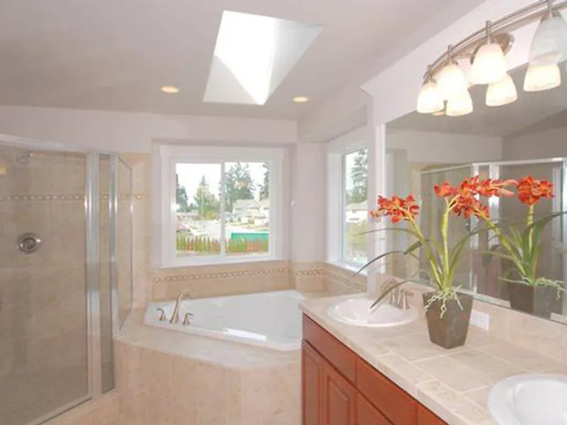 Southern House Plan Master Bathroom Photo 01 - Everett Crest Luxury Home 071D-0140 - Search House Plans and More