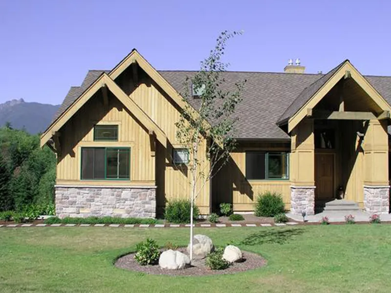 Ranch House Plan Front Photo 04 - Malton Ridge Luxury Home 071D-0223 - Shop House Plans and More