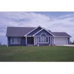 A Ranch Home With Great Simplistic Style Perfect For Any Region