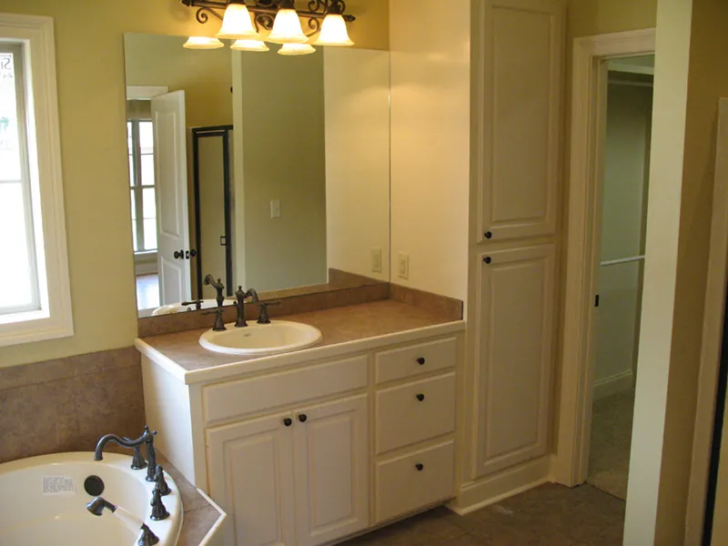 Southern House Plan Master Bathroom Photo 03 - Westover Lane Country Home 077D-0264 - Shop House Plans and More