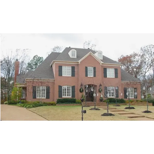 Symmetrically Pleasing Brick Luxury Georgian Home