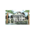 Grand Columns Decorate This Plantation Home